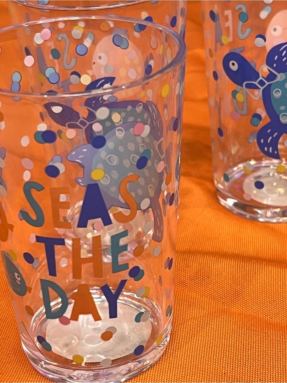 ♥️Set of 8 kids plastic Glasses - Blue & Pink Sea Life Design - Picture 3 of 15